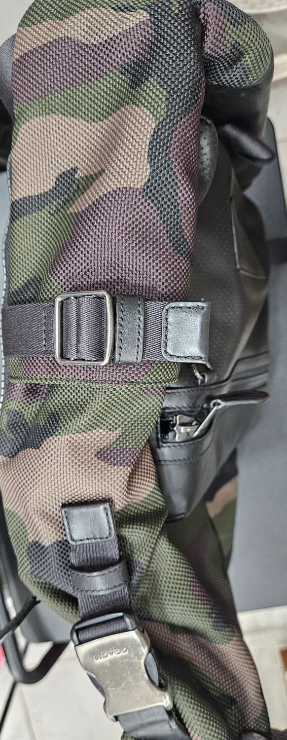 코치 카모 백팩 블랙 상품이미지3