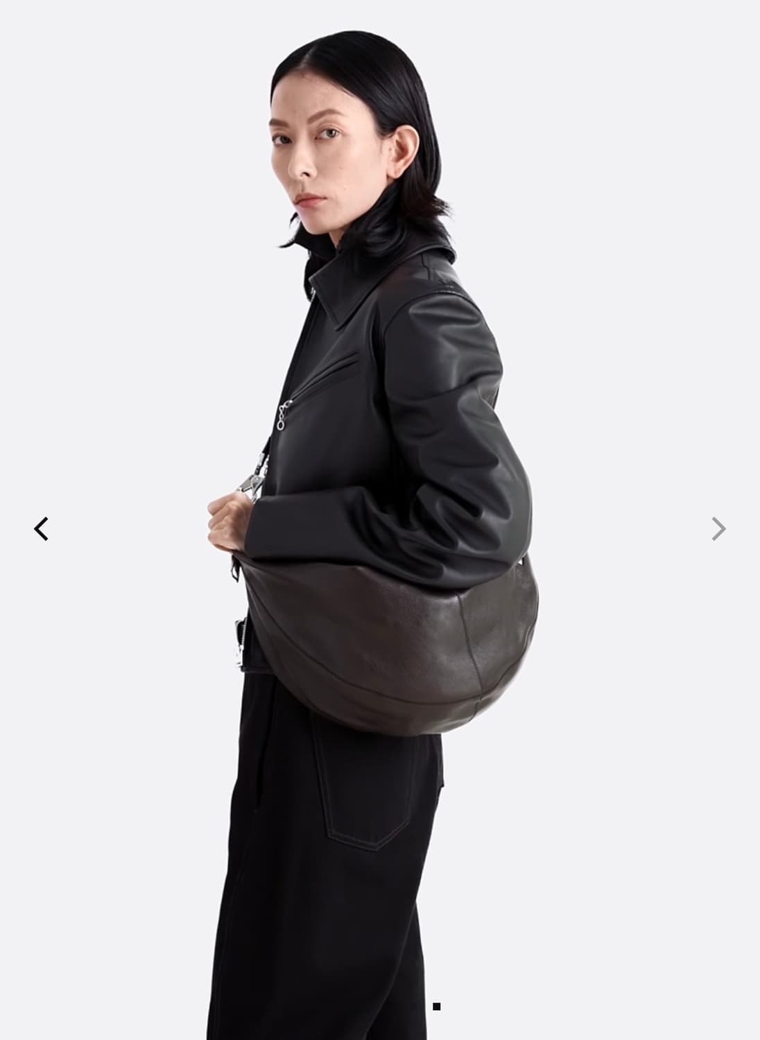 르메르신상 퀴버클립백! 얼바닉30 파사드패턴 포터리 포춘백 로에베 포터리 상품이미지4