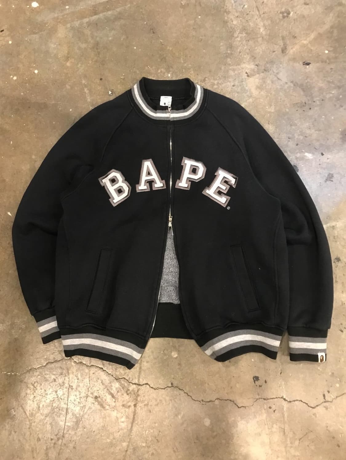 Bape Embroidery Logo Two-way Varsity Jk 상품이미지5