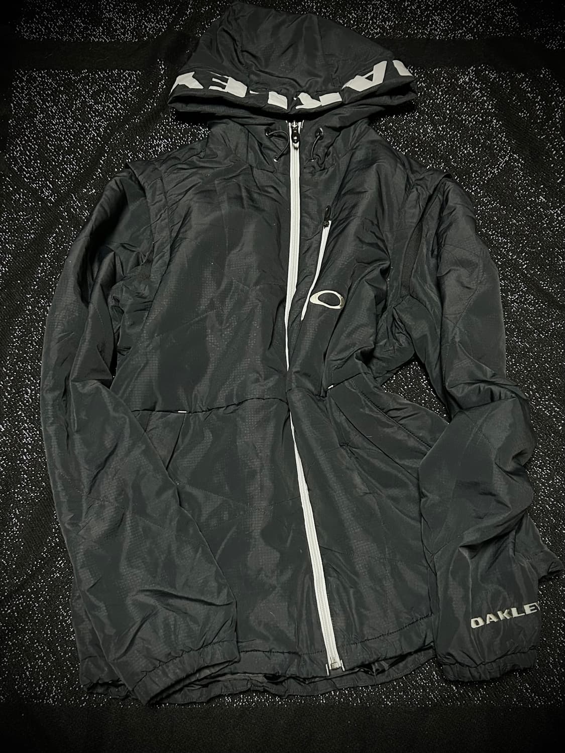 *아카이브* 2000s 오클리 챠콜 그레이 경량패딩 상품이미지1