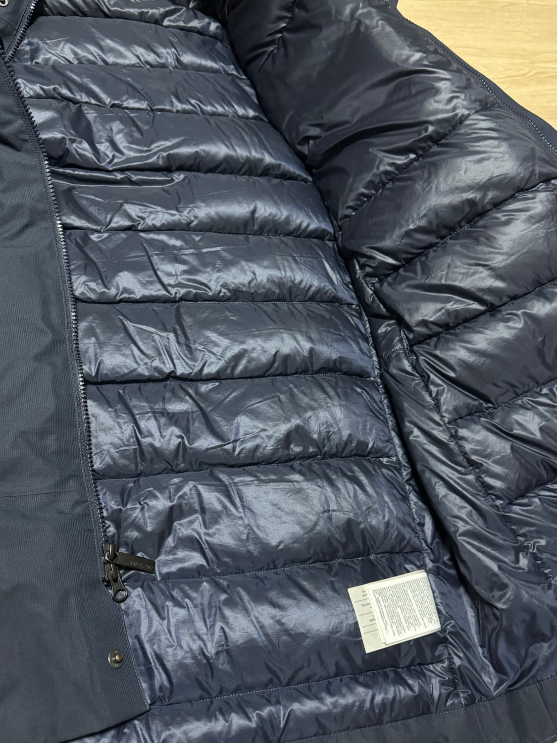 아크테릭스 써마파카 XL 상품이미지8