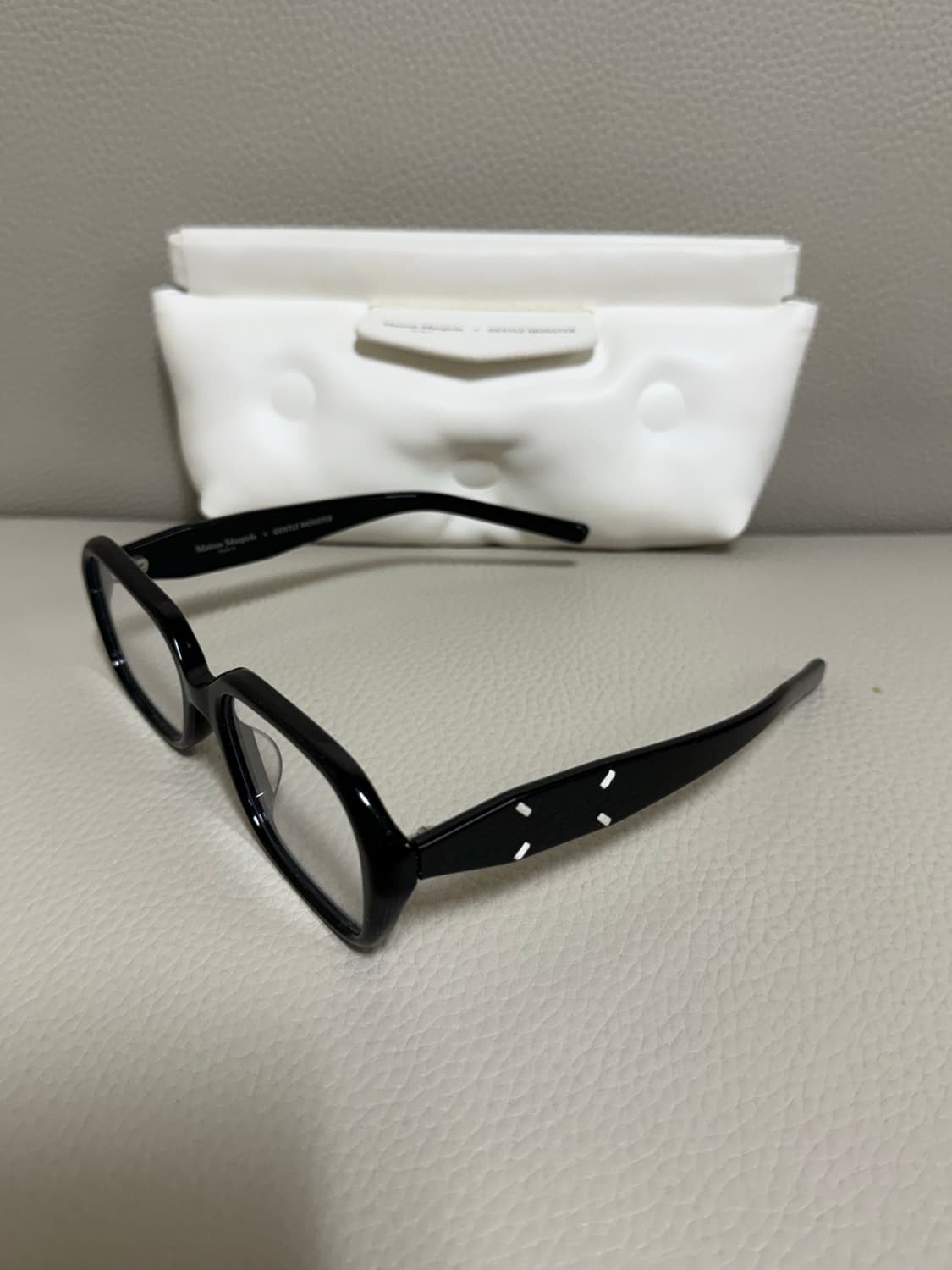 젠틀몬스터 메종마르지엘라 MM212 블랙클리어 상품이미지1