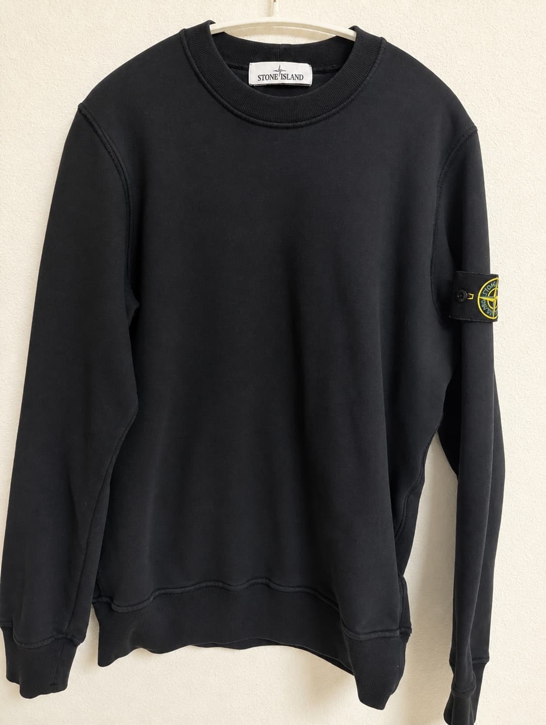 스톤아일랜드 맨투맨 블랙 s 상품이미지1