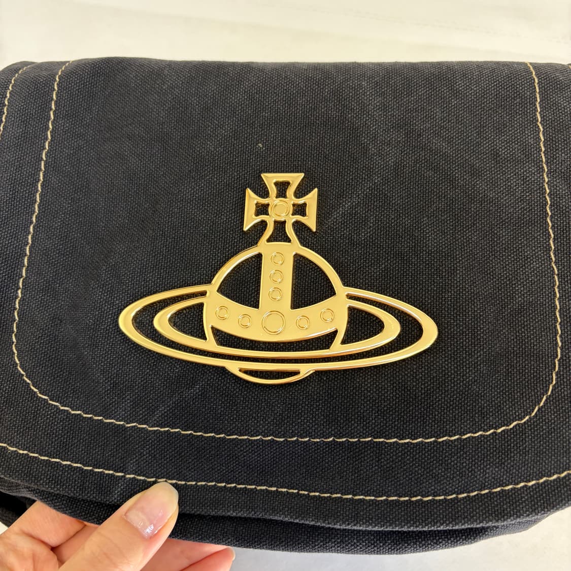 비비안웨스트우드 캔버스 크로스 숄더백 상품이미지3