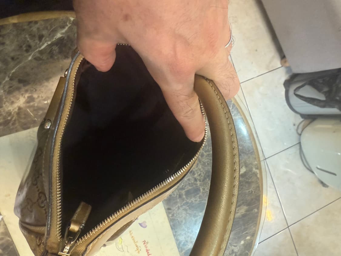 정품 구찌 D링 호보백 팝니다 상품이미지6