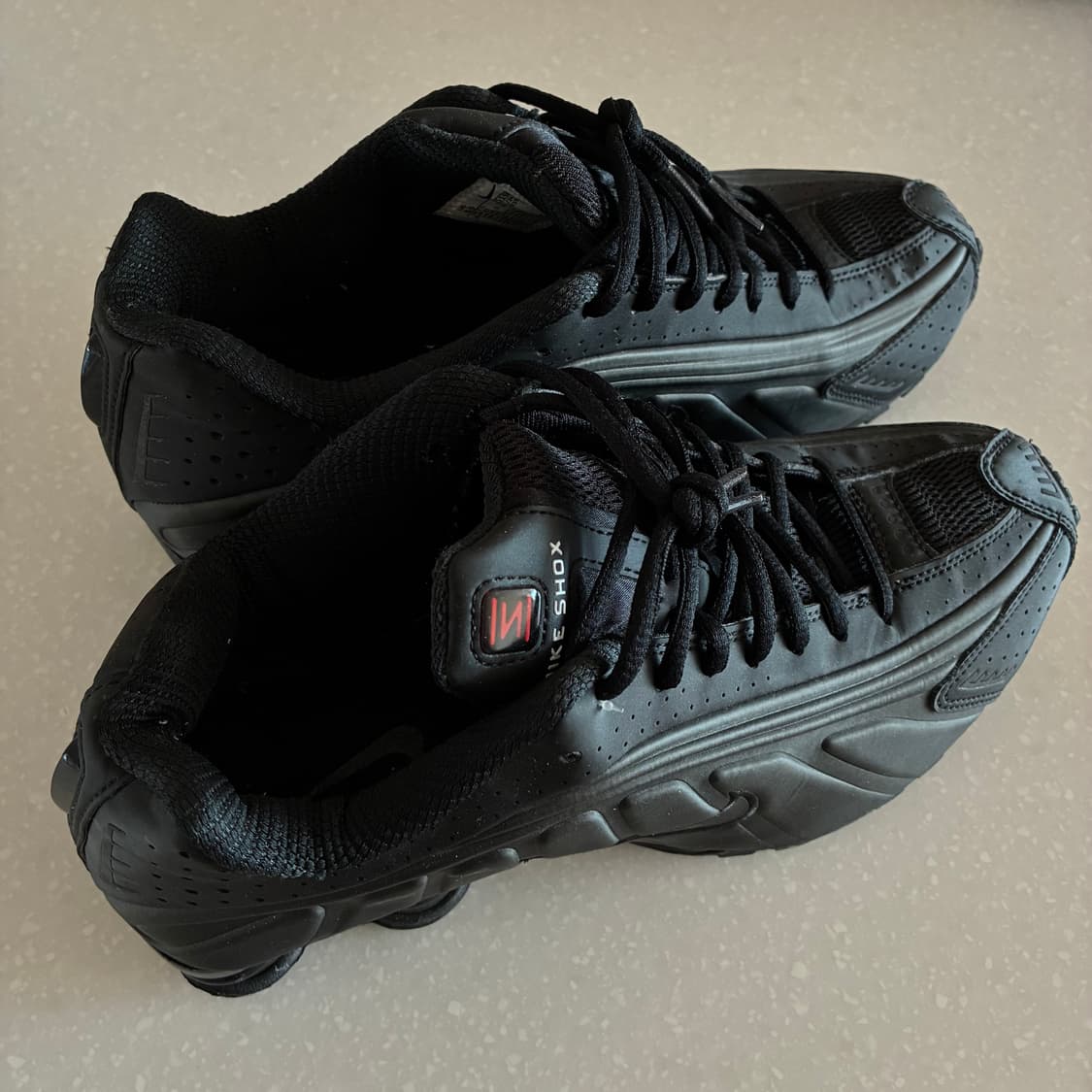 나이키 샥스 판매합니다. 상품이미지2