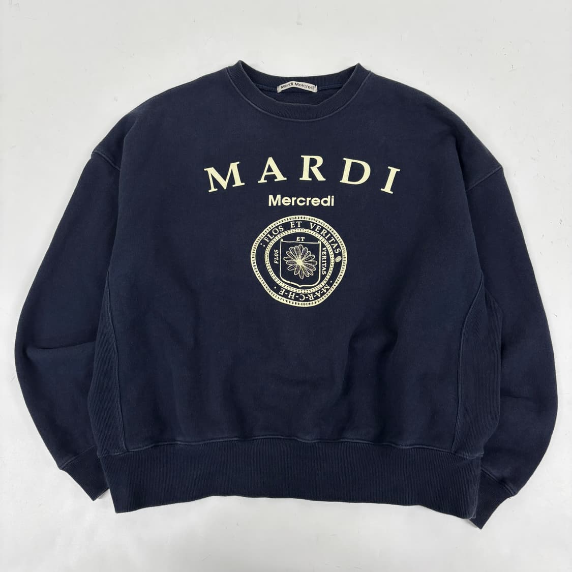 마르디 메크르디 맨투맨 상품이미지3