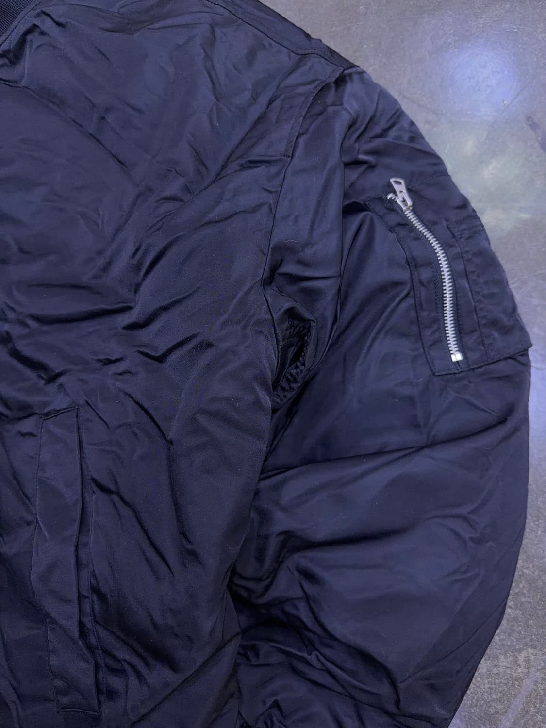 무신사스탠다드 오버사이즈 리버서블 플리스 MA-1 보머 자켓 2XL 상품이미지9