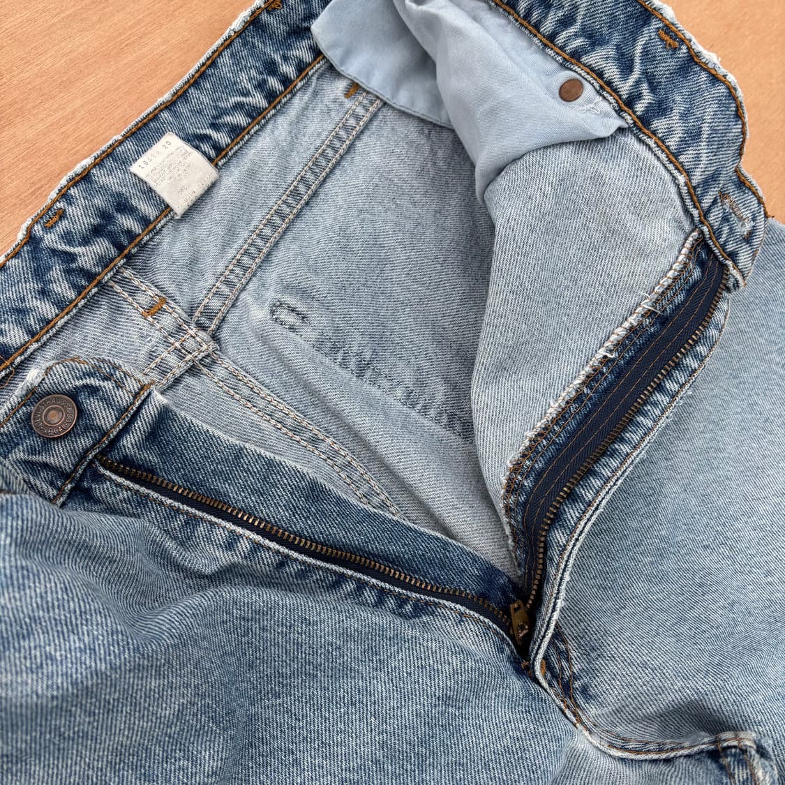 Levi’s 550 Light Wash Denim Jeans  리바이스 상품이미지2