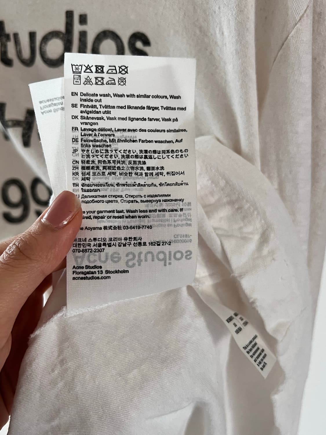 아크네스튜디오 스톡홀름 롱슬리브 티셔츠 상품이미지8