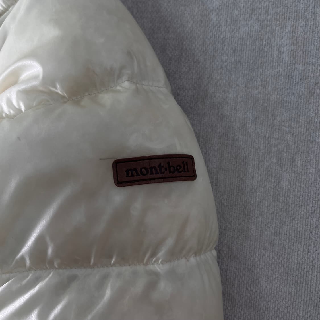 W 95 몽벨 경량 구스다운 패딩 상품이미지5