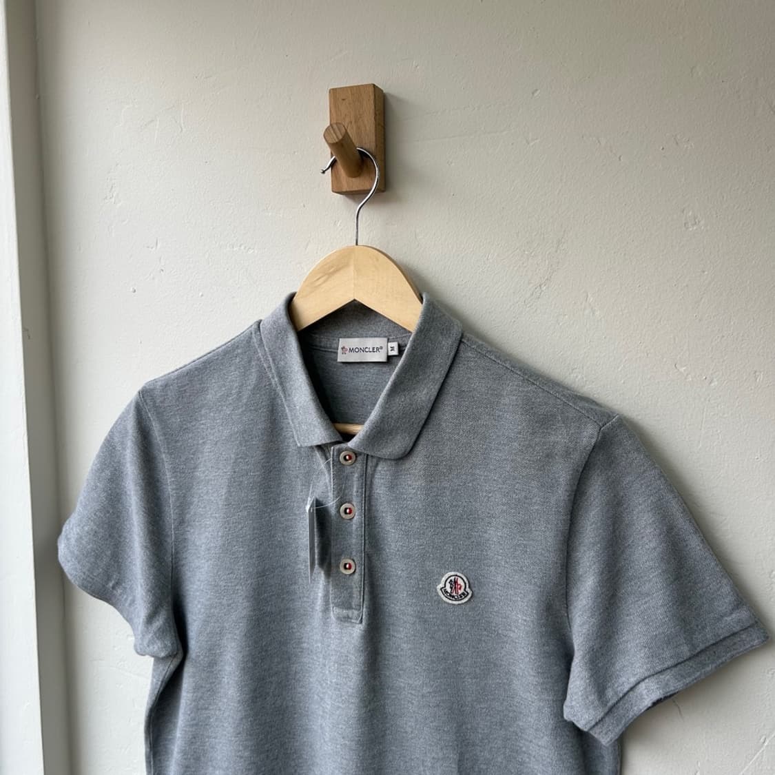 16459 - 몽클레어 그레이 반팔 카라티 상품이미지1