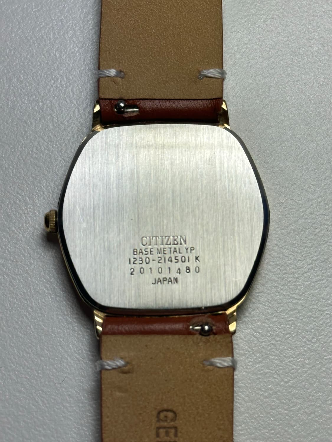 CITIZEN quartz gold 상품이미지4