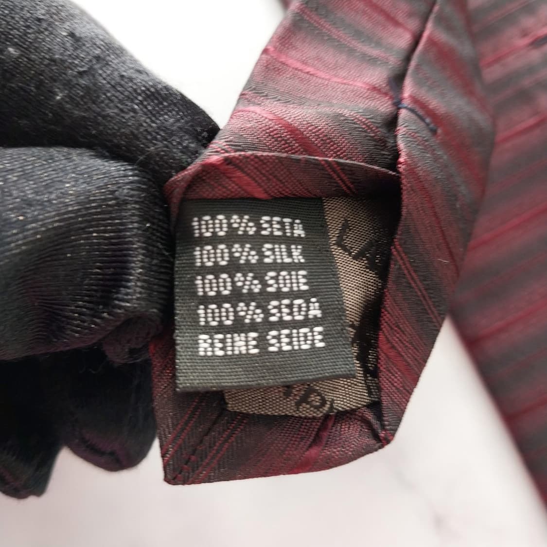 테드 라피두스 실크 와인 스트라이프 넥타이 10cm A+등급 K1334
 상품이미지9