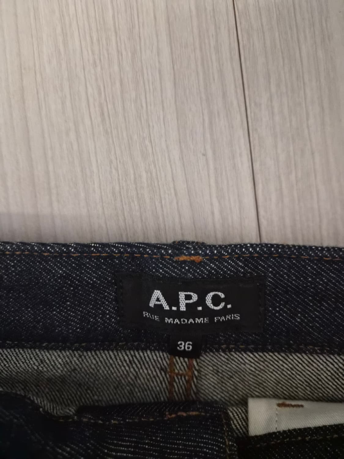 새상품 A.P.C. 아페쎄 생지 데님 버튼 미니스커트 (36사이즈) 상품이미지5