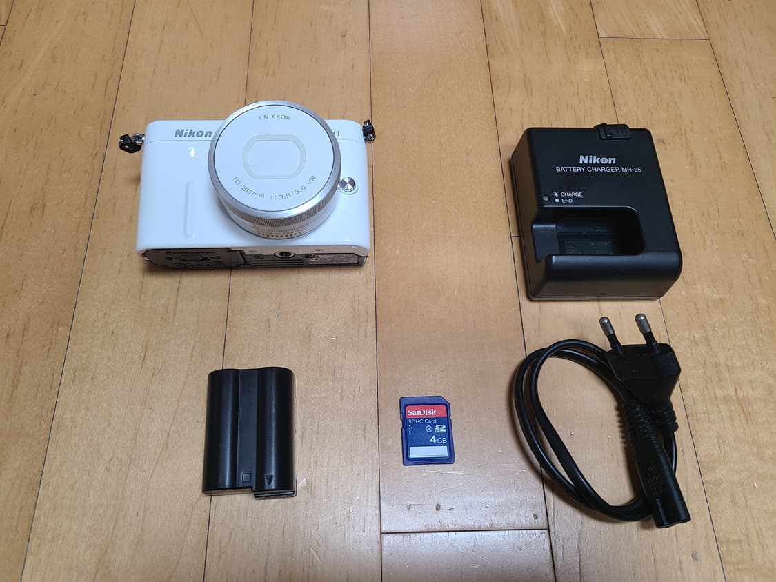 니콘 Nikon 1 V1 바로 사용 가능 희귀 모델 상품이미지6