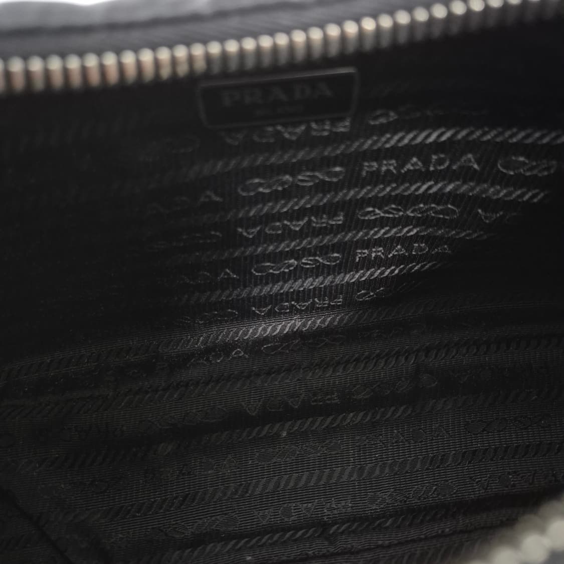 [감정완료] 프라다 나일론 멀티 테수토 호보백 크로스백 (1BH204) 상품이미지9