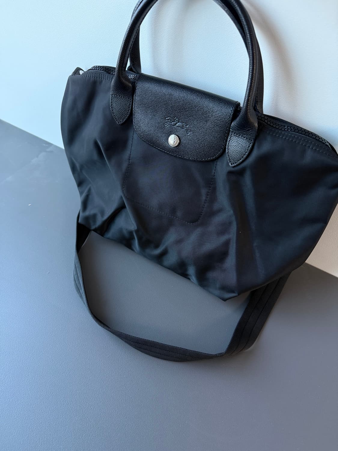 롱샴 르플리아쥬 블랙 네오 스몰 상품이미지2