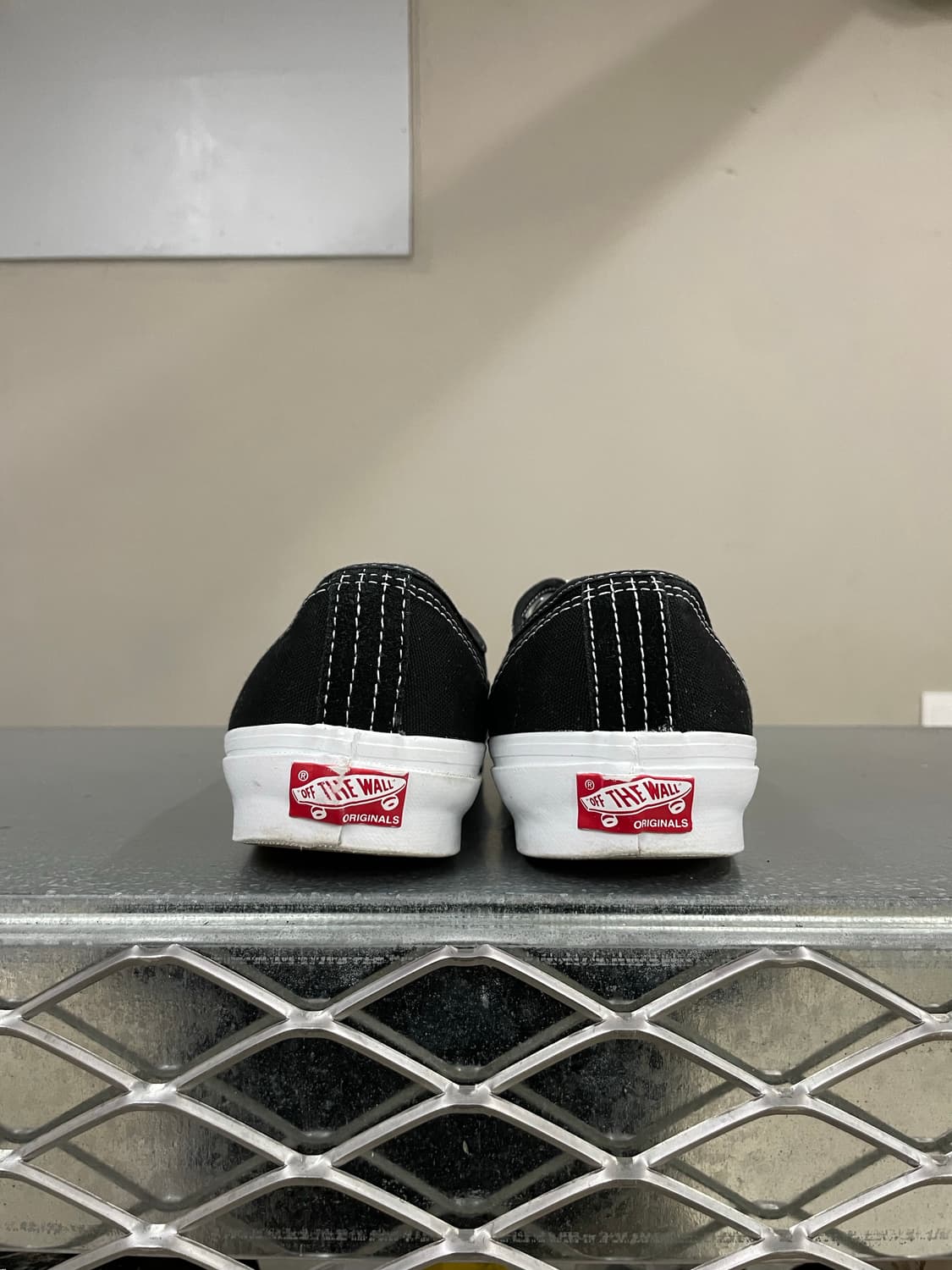 반스 어센틱 블랙 275 상품이미지3