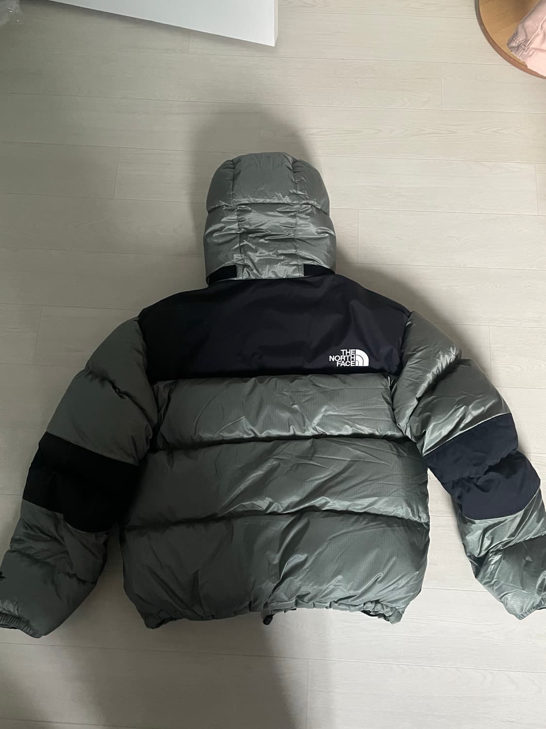 노스페이스 에어로 로프트 패딩 상품이미지2