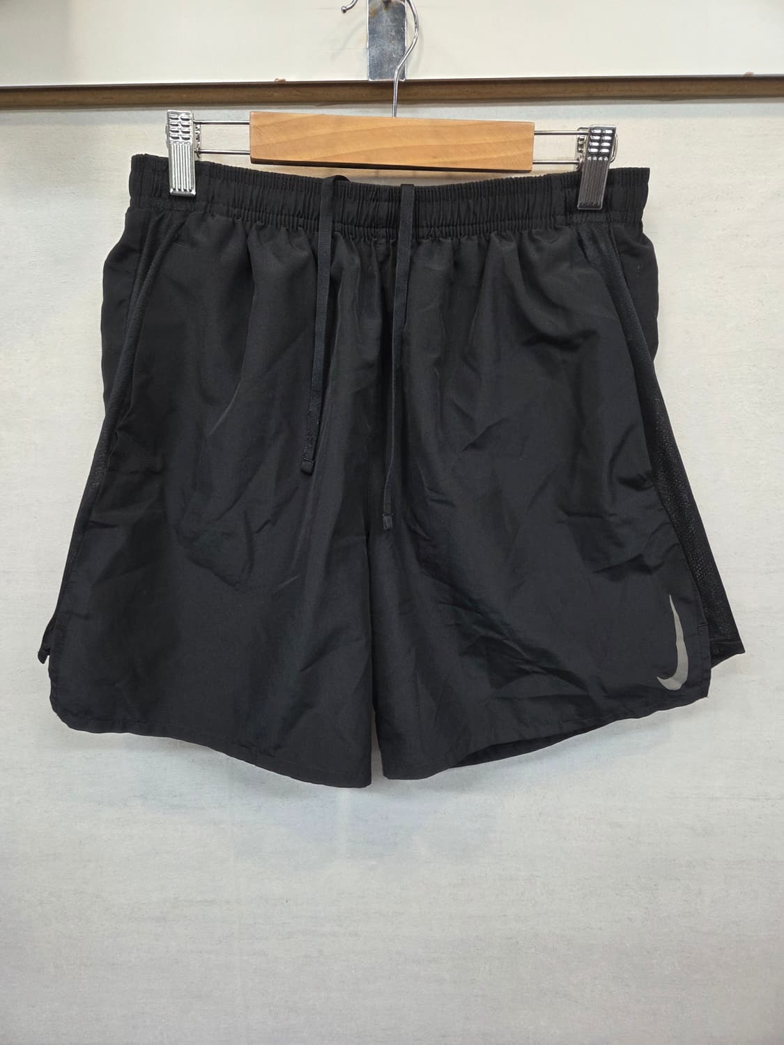 나이키 챌린저 7인치 러닝 우븐반바지 L 상품이미지1