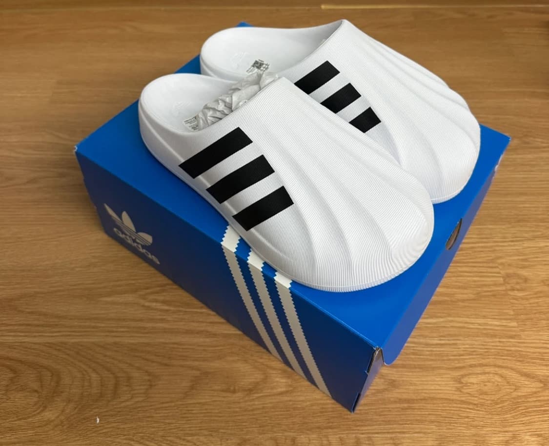 (새상품) 아디다스 아디폼 슈퍼스타 뮬 화이트  상품이미지3