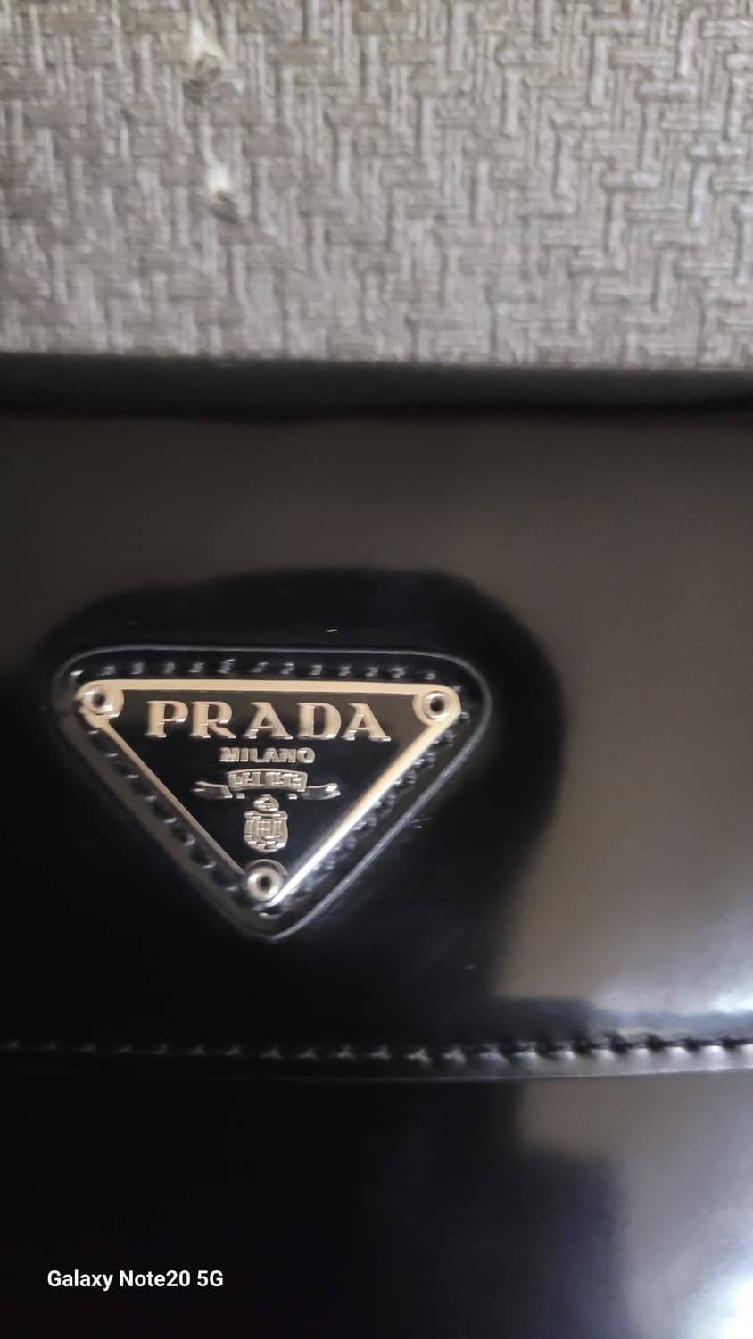 프라다 클레오 레더 숄더백 상품이미지3