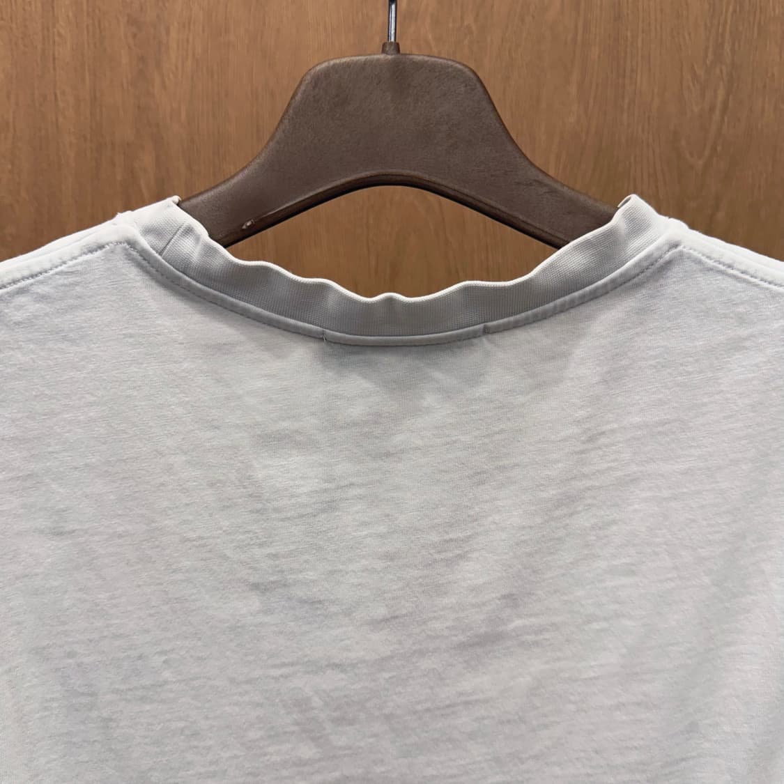 비비안 웨스트우드 코튼 반팔 티셔츠 로고 자수 라운드넥 디테일 화이트 상품이미지8