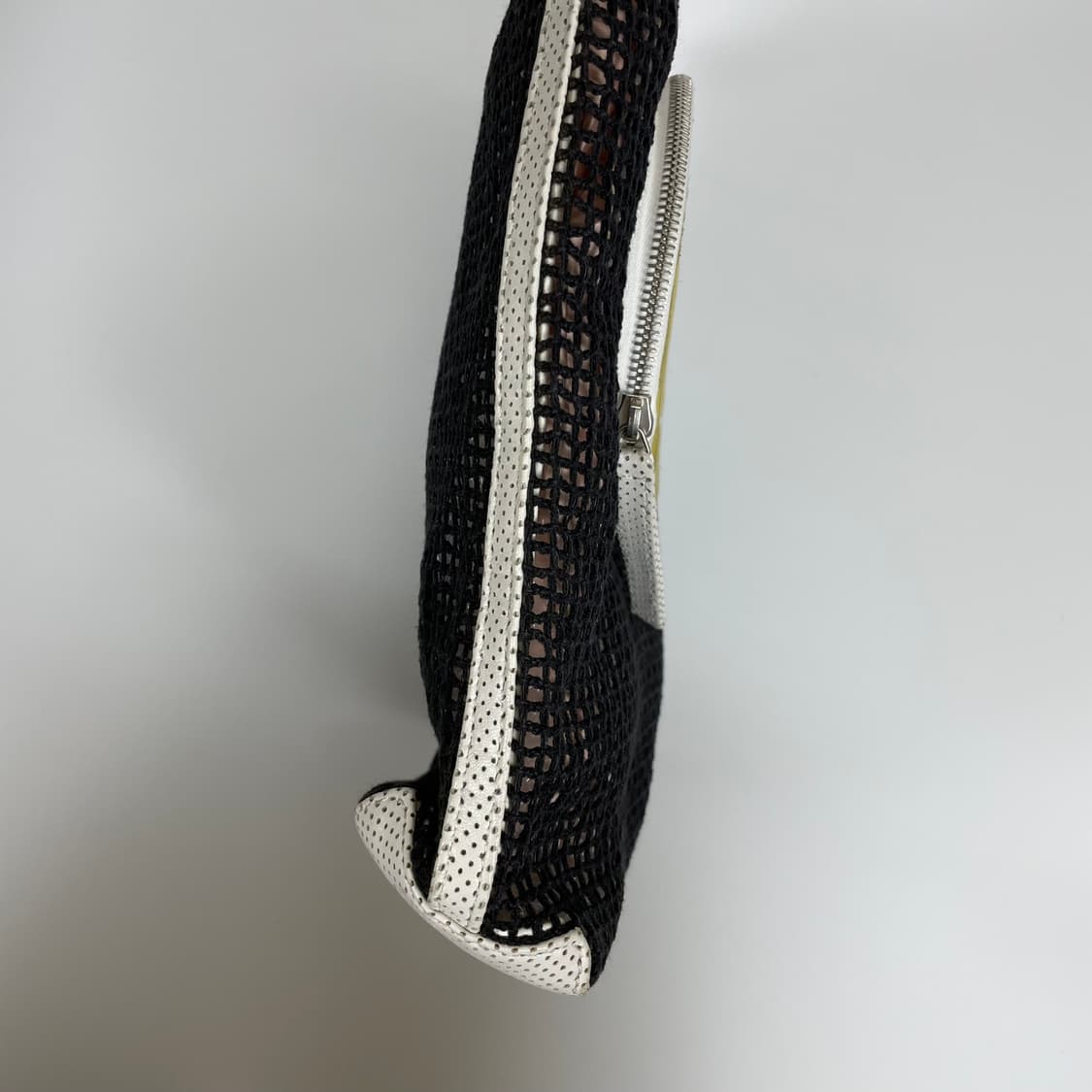 2004년도 Chanel 샤넬 테니스볼 메쉬 가방 상품이미지3