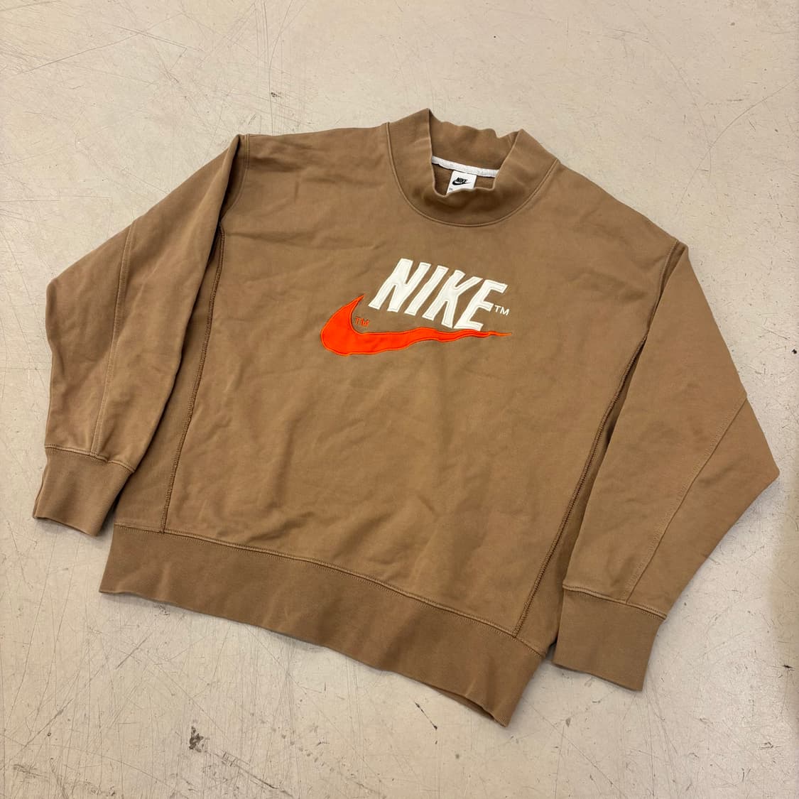 나이키 프렌치 테리 빅로고 맨투맨 상품이미지1