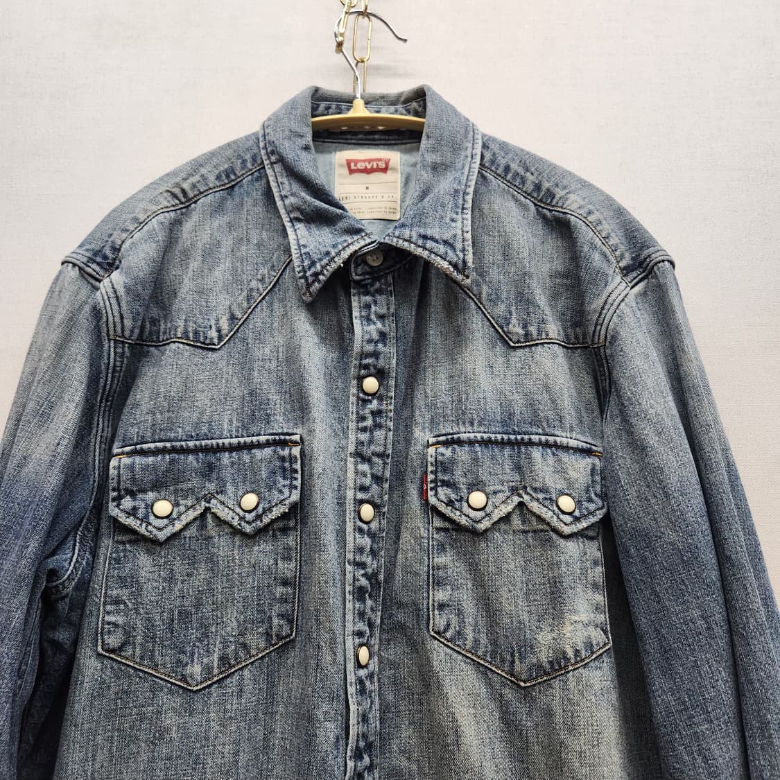 리바이스 웨스턴 디스트로이드 워싱 데님셔츠 M(L)남여공용 상품이미지2