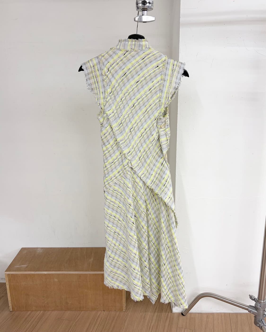 프로엔자 슐러 그레이 플래드 프린트 슬리브리스 롱 드레스  상품이미지6