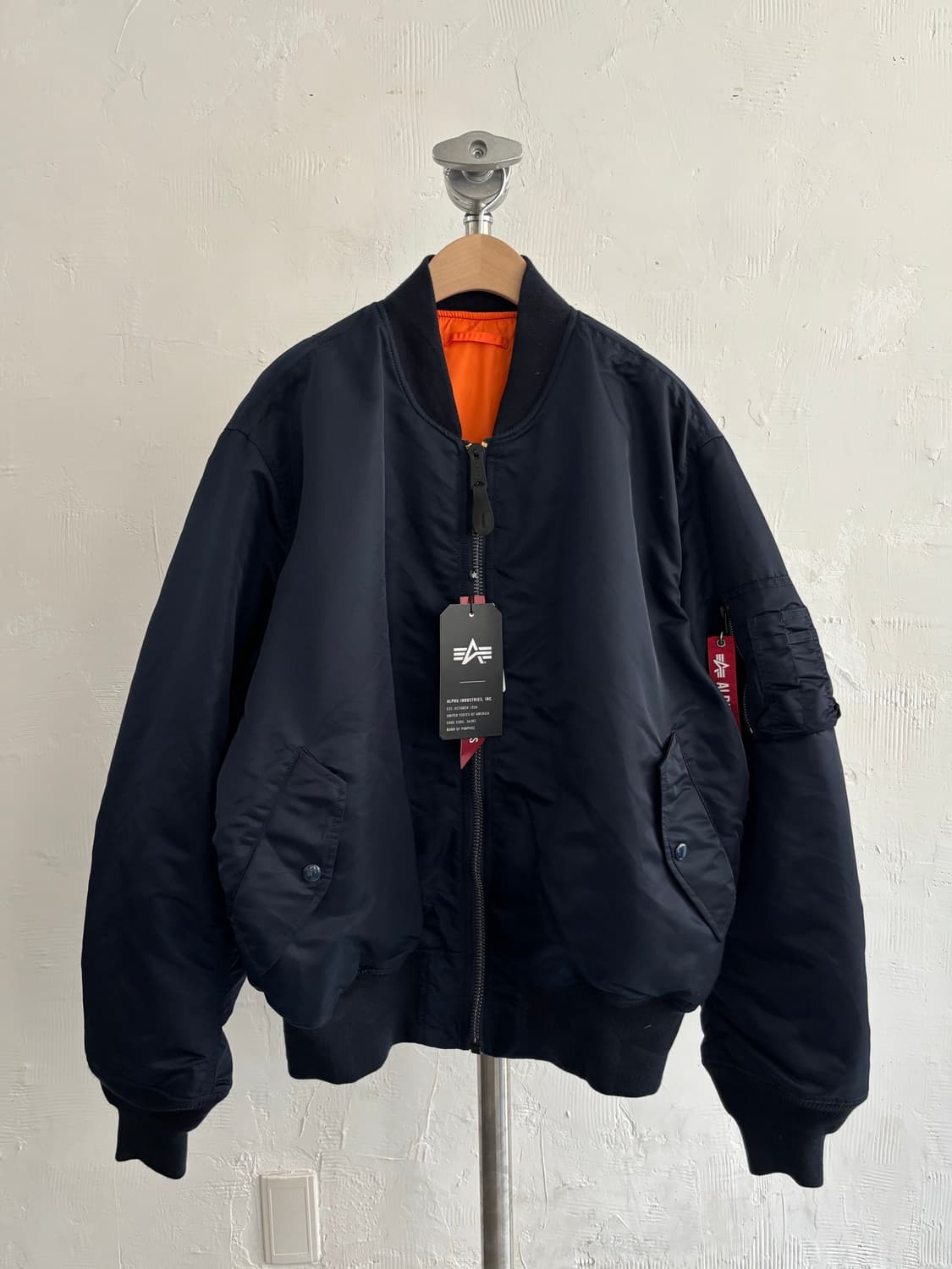 (새상품) ALPHA INDUSTRIES 알파 인더스트리 MA-1 플라이 상품이미지1