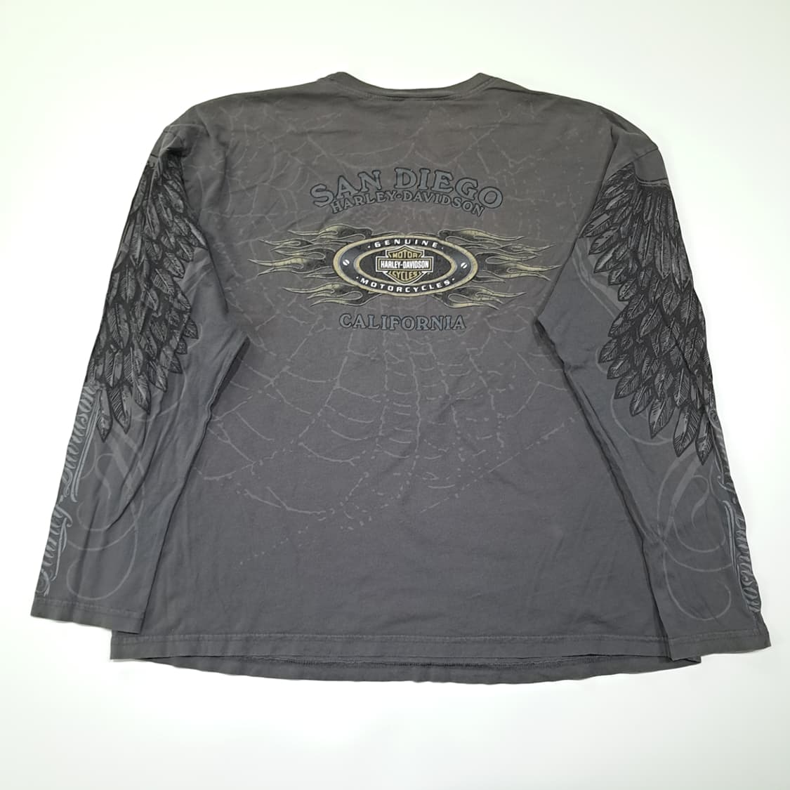 CL567 XL 할리데이비슨 00s 샌디에고 윙 차콜 긴팔 티셔츠 상품이미지6