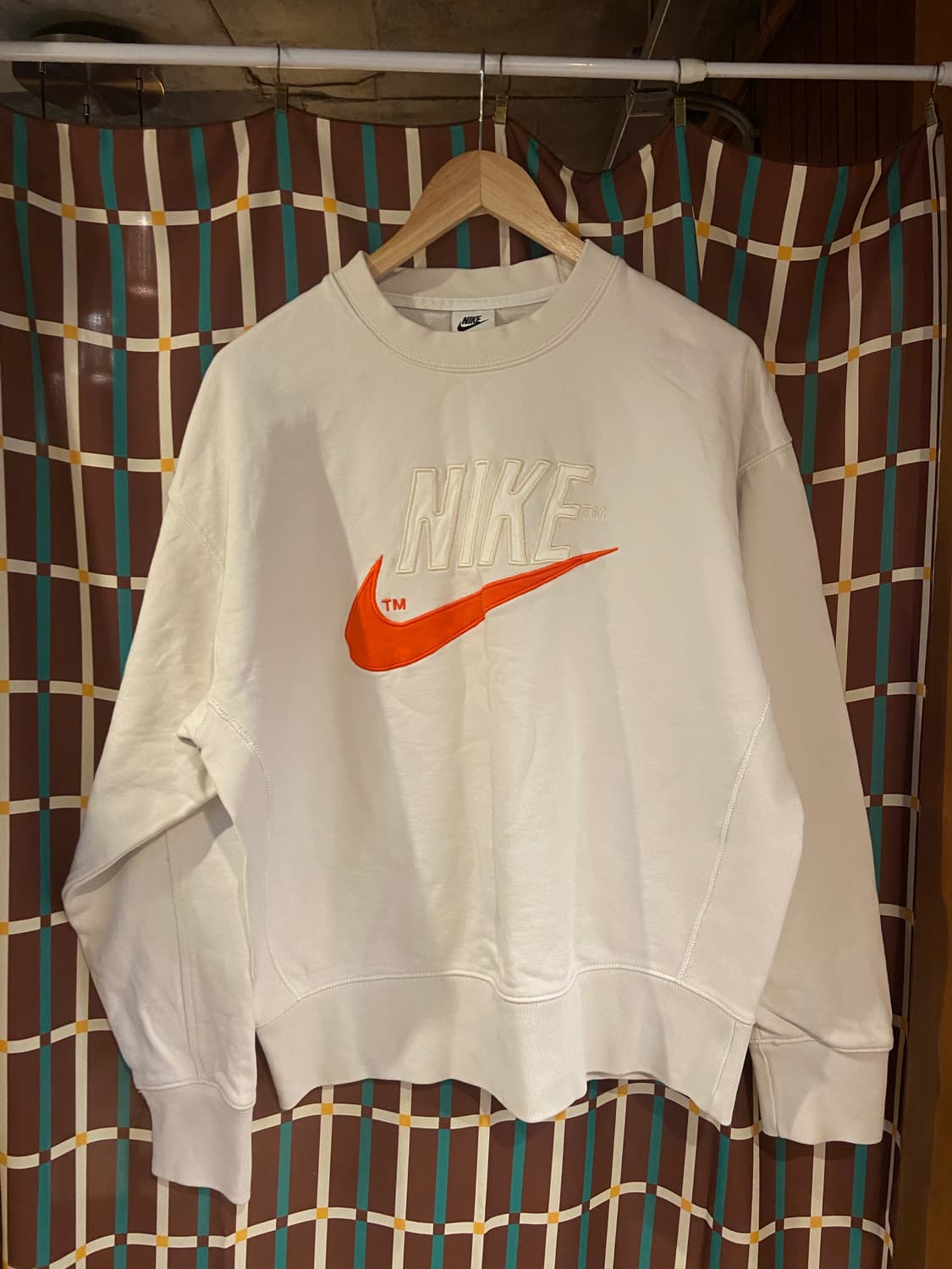 나이키 스우시 테리 크루넥 맨투맨 상품이미지1