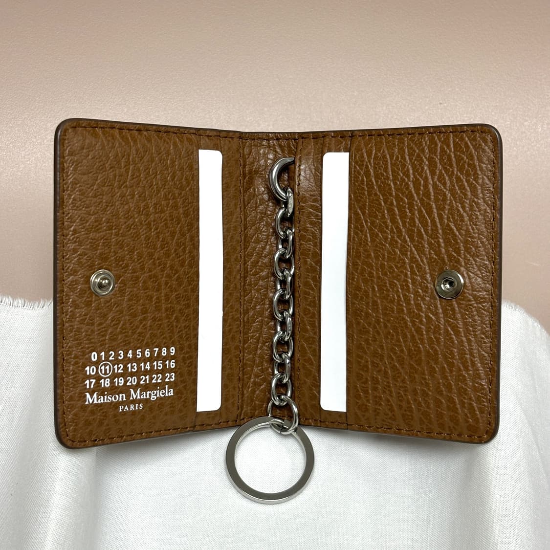 메종마르지엘라 체인 카드 지갑 브라운 풀박 상품이미지3