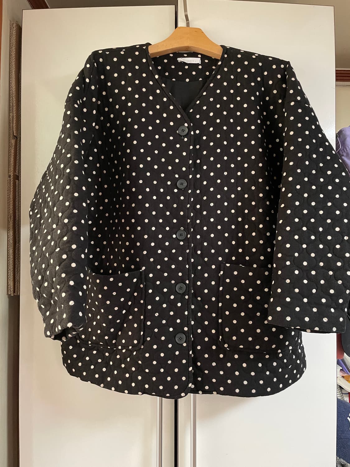 도트 무늬 누빔 자켓 상품이미지1