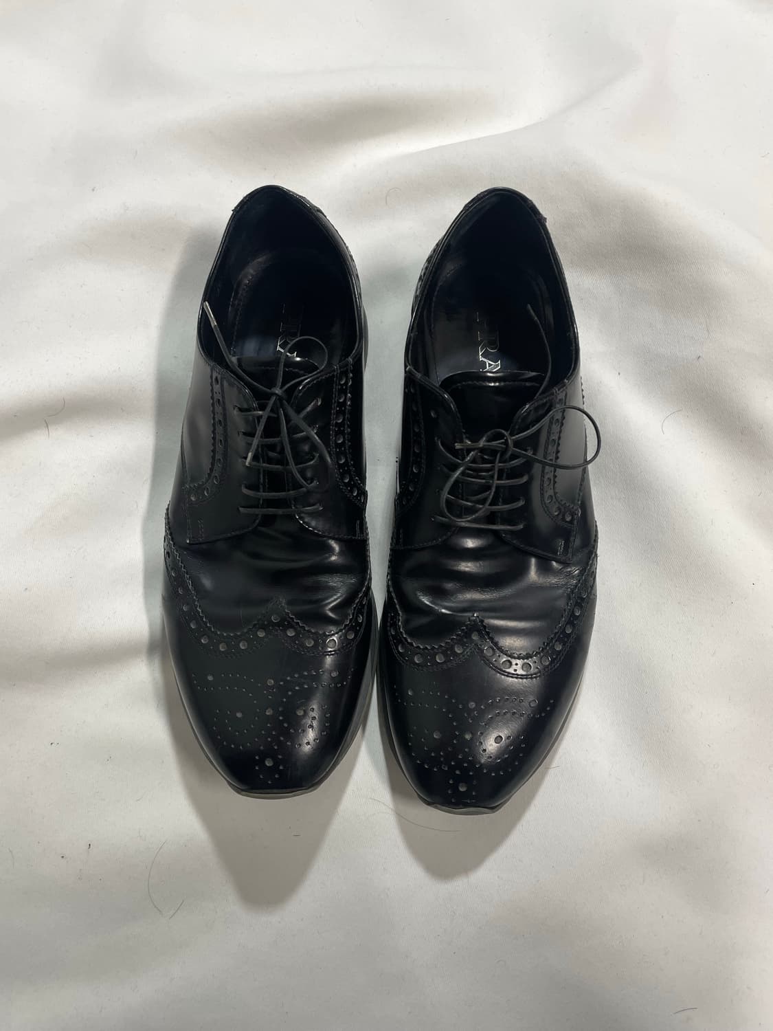 프라다스포츠 윙팁 더비 스니커즈 상품이미지2