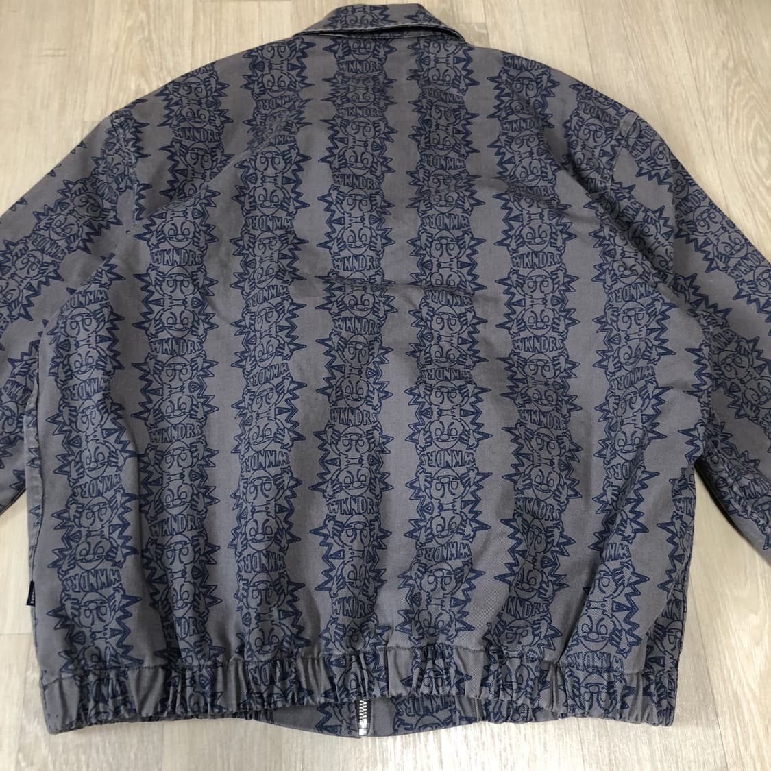 (L) 위캔더스 WKNDRS 스마일 패턴 드리즐러 자켓 그레이 상품이미지8