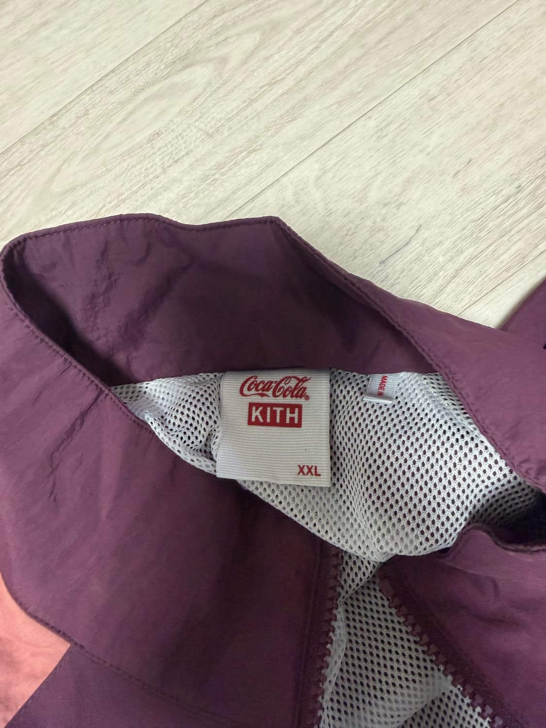 kith x 코카콜라 아노락 xxl 상품이미지2