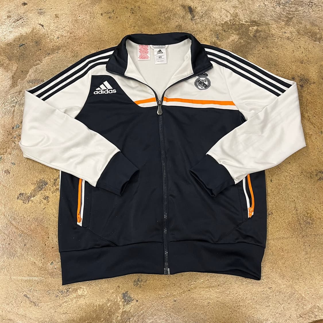 아디다스 레알 마드리드 흰검 화이트 오렌지 디테일 져지 트랙탑 상품이미지2