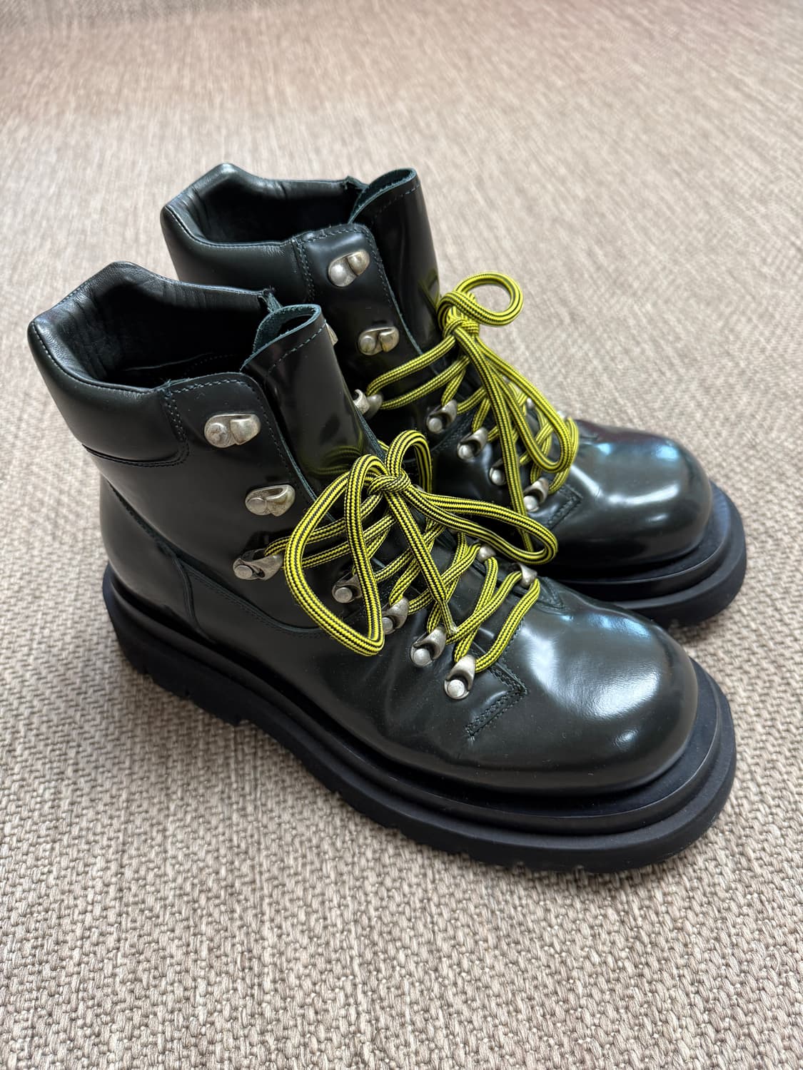 보테가베네타 레이스업 하이킹 부츠 41+ 다크그린 상품이미지3