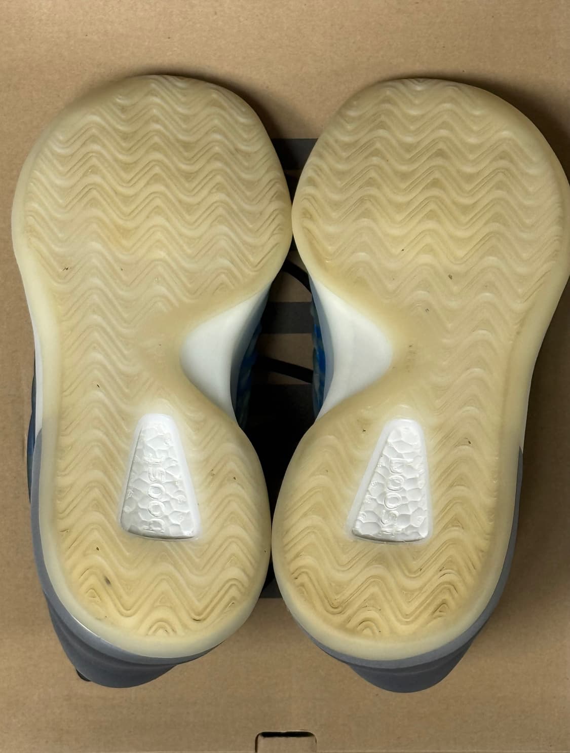 아디다스 이지 퀀텀 프로즌 블루 290 상품이미지5