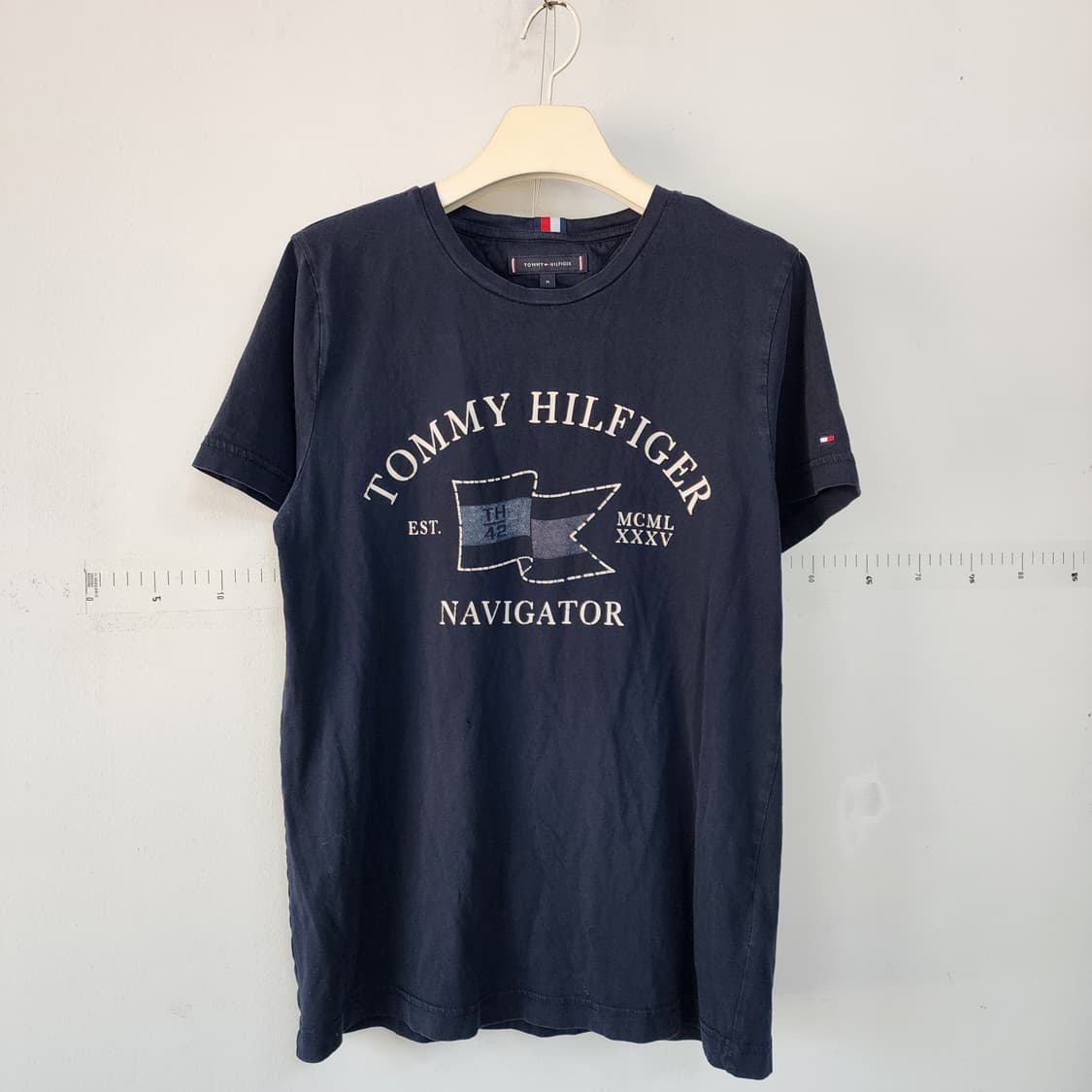 타미힐피거 네이비 반팔 티셔츠 상품이미지1