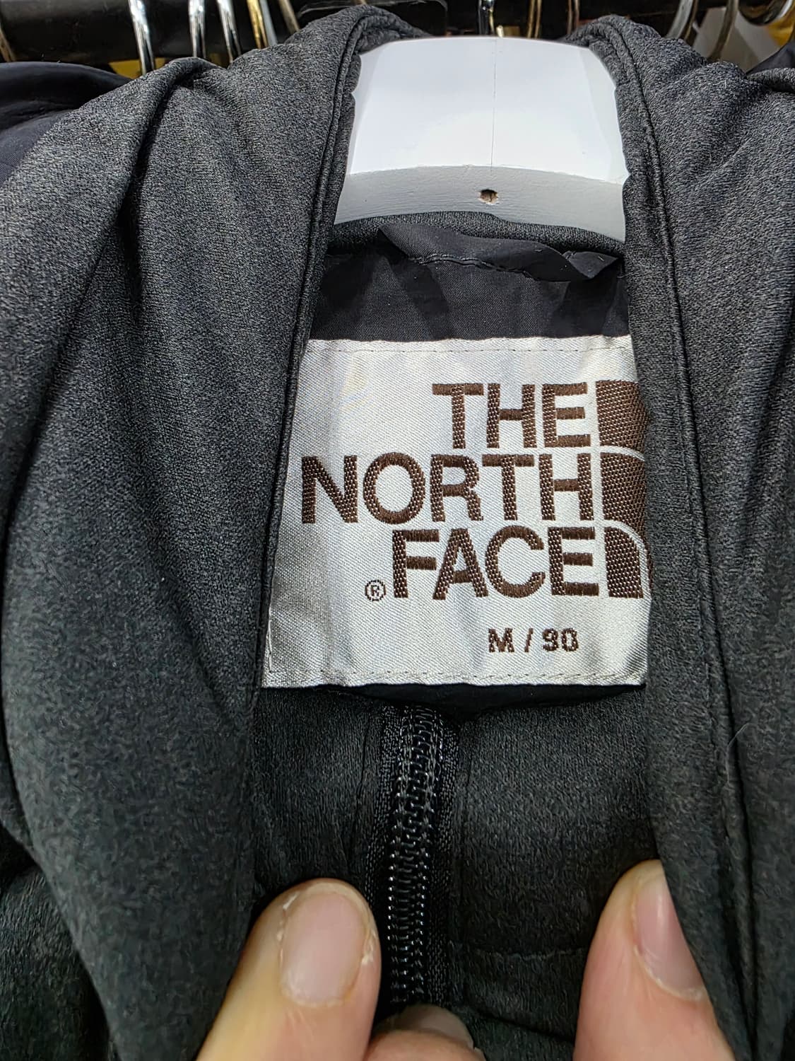 노스페이스 여성 경량 패딩 상품이미지3