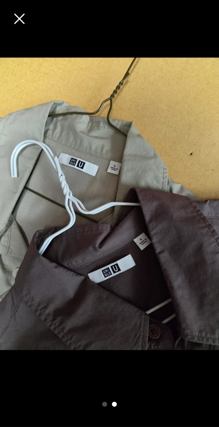 유니클로 U 셔츠 2벌 (베이지, 브라운) L 상품이미지2