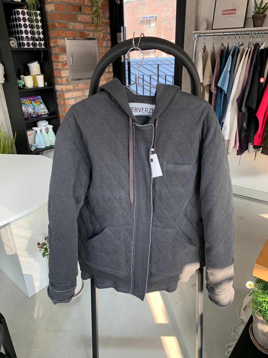 Perverze 퍼버즈 푸퍼 다운 자켓 상품이미지1