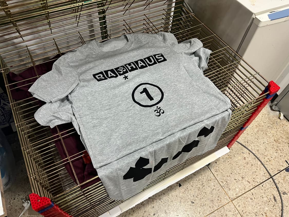 baॐhaus T-shirts 주문 제작 상품이미지1