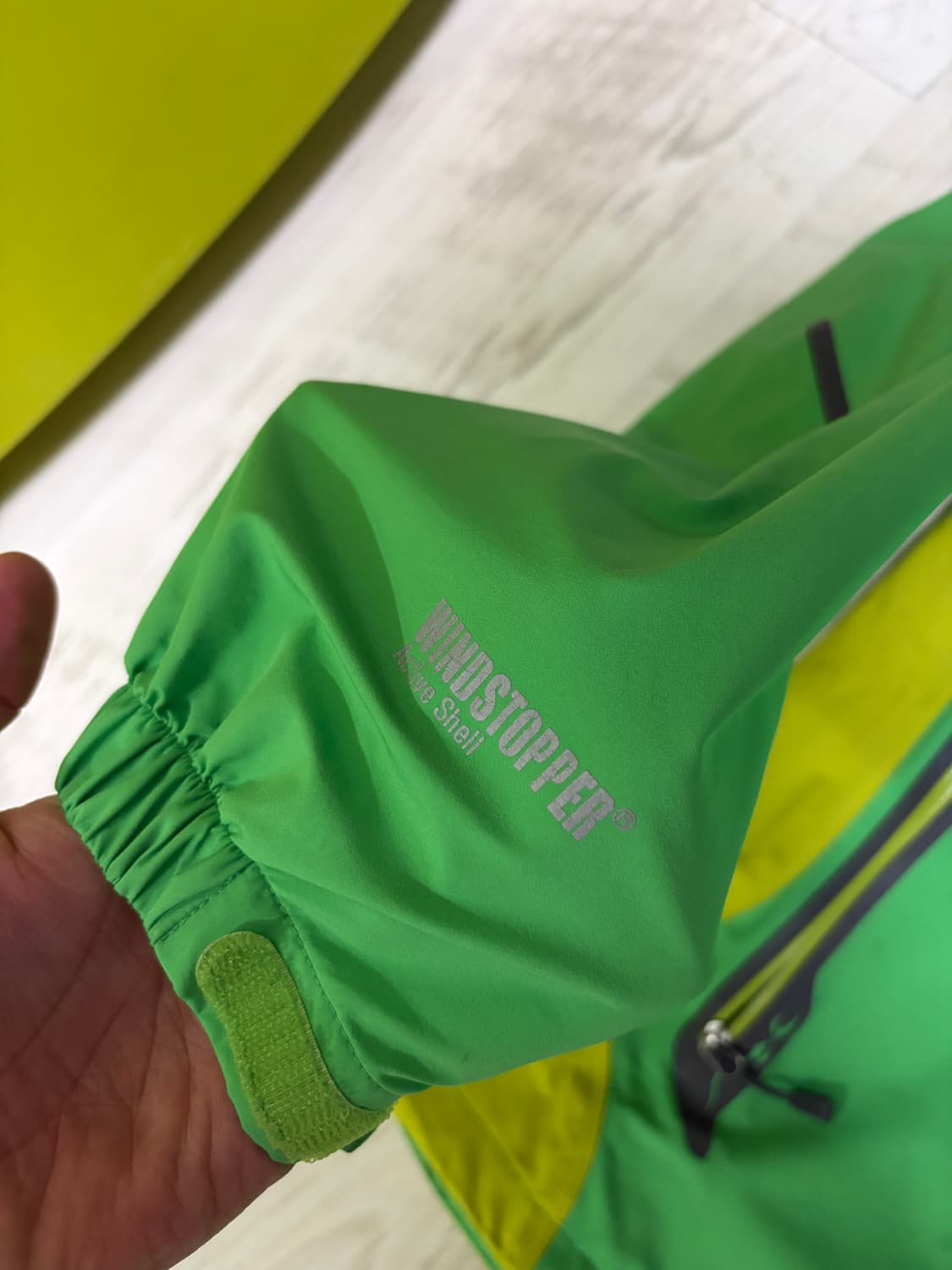 [S] 몽벨 고어텍스 윈드스토퍼 자켓 그린 상품이미지5