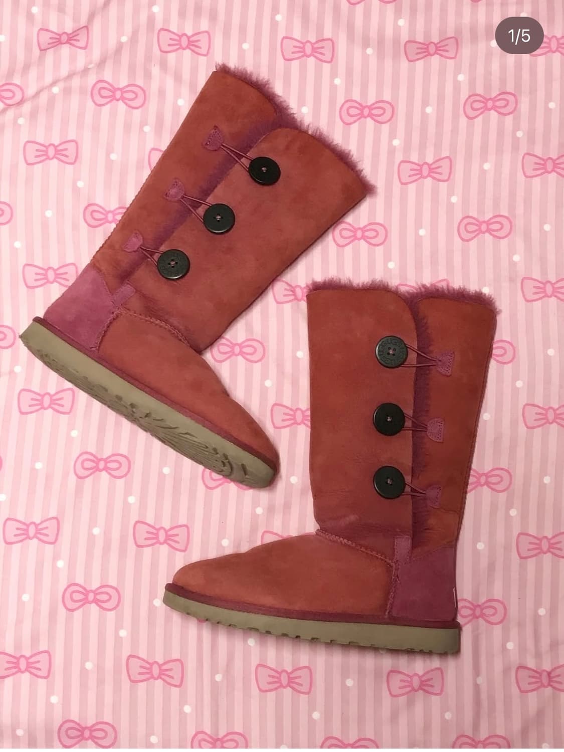 어그 베일리 쓰리버튼 핑크 롱부츠 상품이미지1